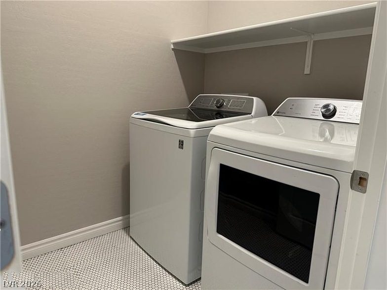 🏡 3-Bedroom Home for Rent  Beautiful 3-bedroom, 2.5-bathroom home available for rent