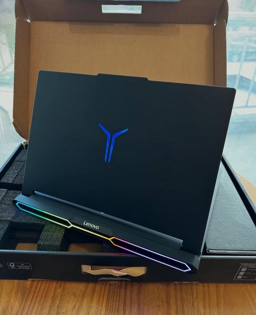 NEW Lenovo Legion Pro 7i – Gaming Laptop